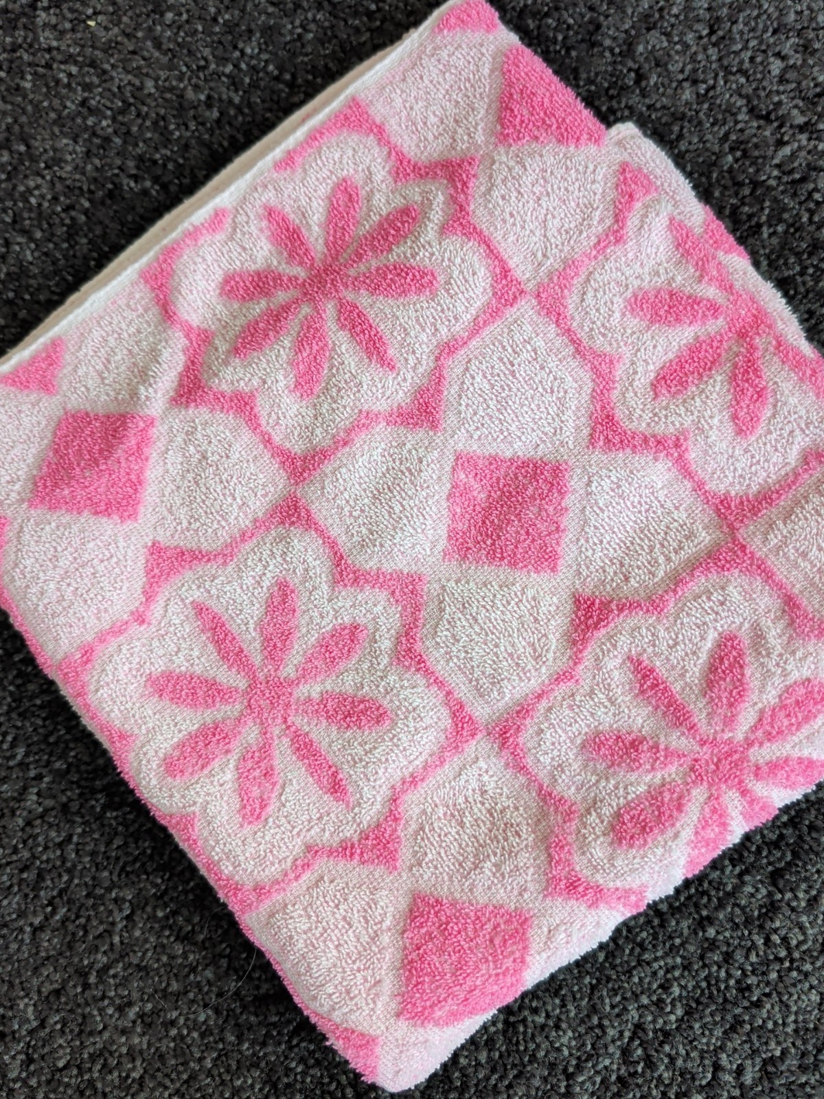 Flower Power Daisy Textured Reversible