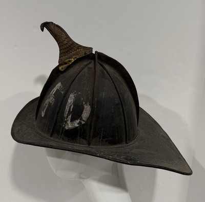 Antique Leather Fire Helmet Brass High Eagle 8-Comb Fireman s Bauerstown VFD