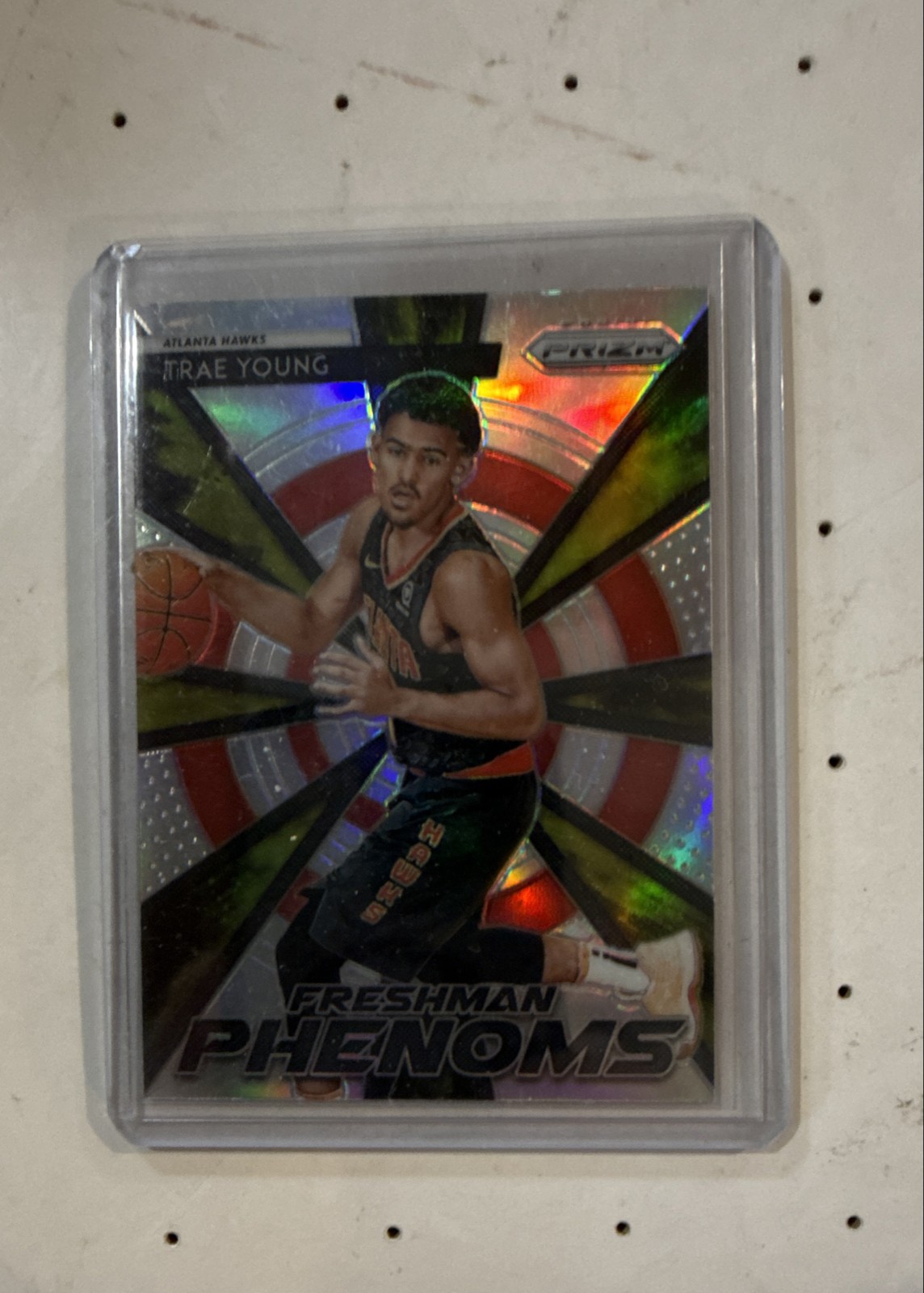 2018-19 Panini Prizm - Freshman Phenoms Trae Young #21 Silver Prizm (RC)