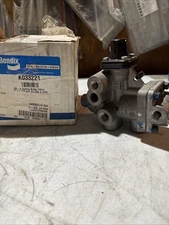 Genuine OEM Bendix K033221 Spring Break Valve  ⭐NEW⭐