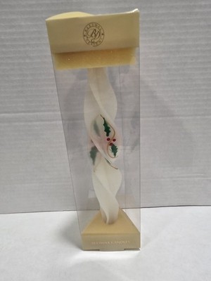 Knorr Beeswax Vintage Silouette Holly Berry Candle