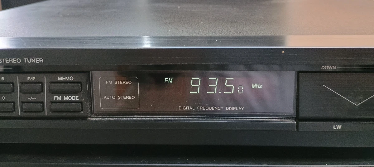 Sintonizador estéreo digital sintetizado AM/FM Philips FT772 negro vintage de los años 80