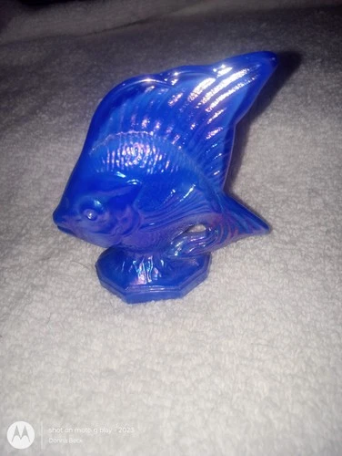 BEAUTIFUL VTG FENTON Blue Iridescent Sunfish Art Glass Figurine  2.75"H FISH