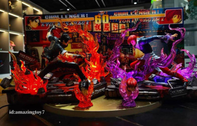 Revive Studio KOF Iori Yagami vs Kyo Kusanagi Resin Statue Model