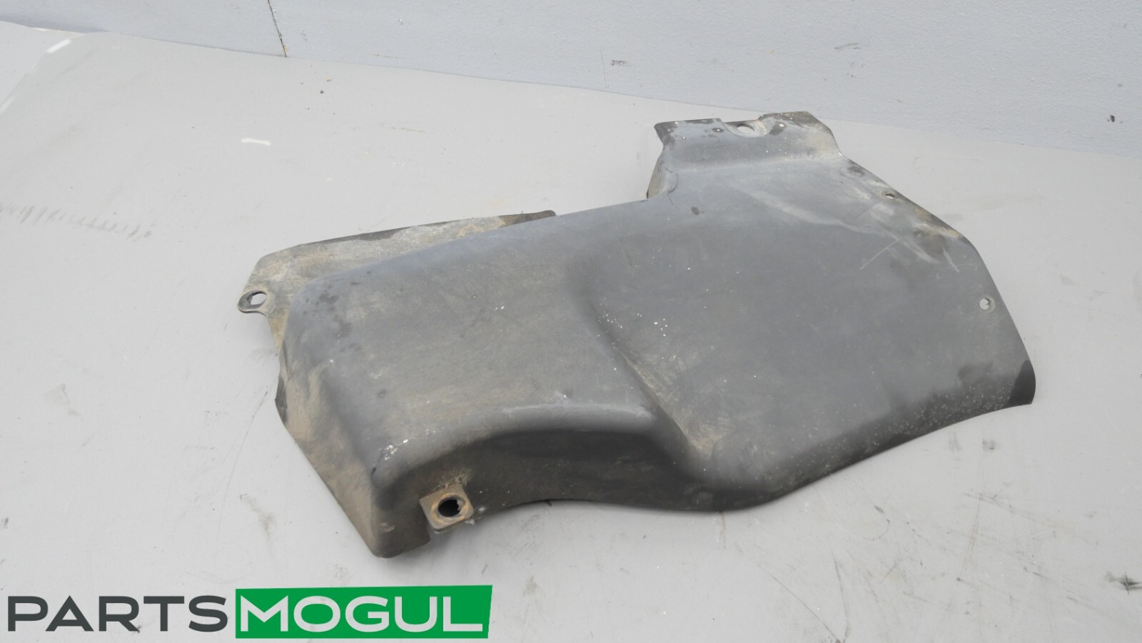 04-08 Maserati Quattroporte M139 Right Under Hood Engine Bay Cover OEM AK221032