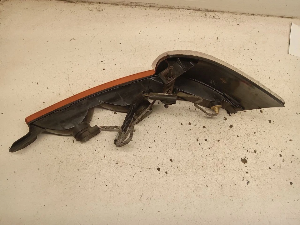 Luz de esquina/estacionamiento para pasajeros debajo de los faros se adapta a 91-93 TOWN & COUNTRY 1069716 Foto 2 de 4