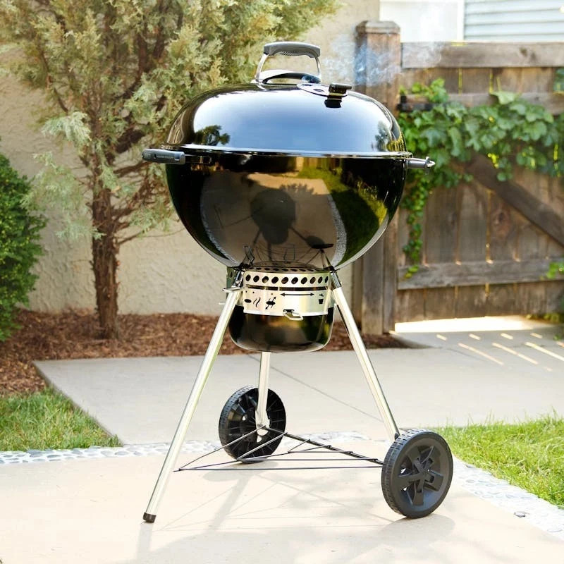 WEBER 14501001 22” Master-Touch™ Charcoal Grill