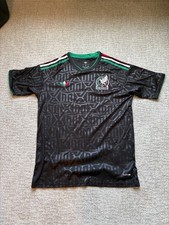 Mexico 2026 Black Fan Version Soccer Jersey XL (RUNS SMALL) (NO Returns)