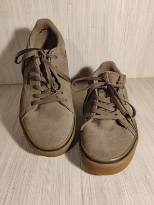 Vans Seldan Suede Men s 8 Brownish Grey/Gum Sole 500714 