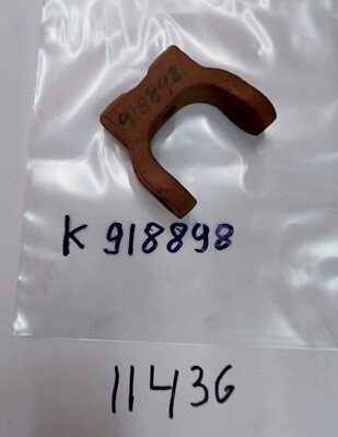 NOS TRACTOR PARTS K918898 BRACKET DAVID BROWN 1210, 1212, 1410, 1412, 1200, 996