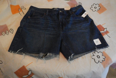 Old Navy Women's Size 14 w38 Blue Denim Extra High Rise Sky-Hi Midi Short