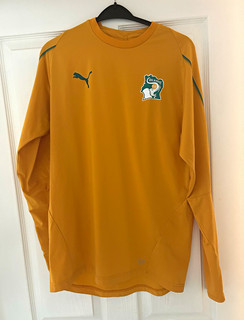 PUMA Ivory Coast Football Shirt Orange Long Sleeve Adults Size M