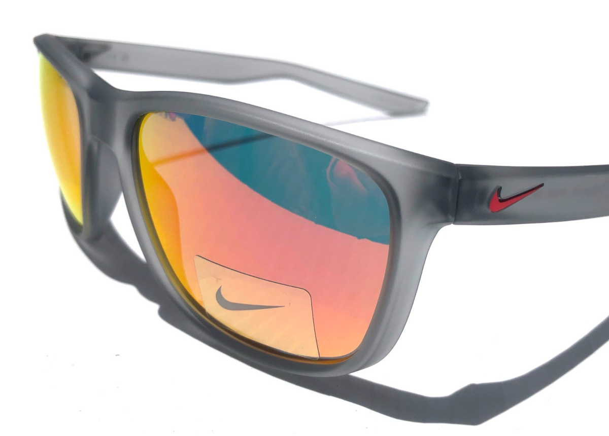 NWT Nike ESSENTIAL ENDEAVOR MI EV1122 Matte Wolf Rectangle 57mm Sunglasses Nike Unisex Sunglasses Obsidian Frame ESSENTIAL ENDEAVOR P  main image 4