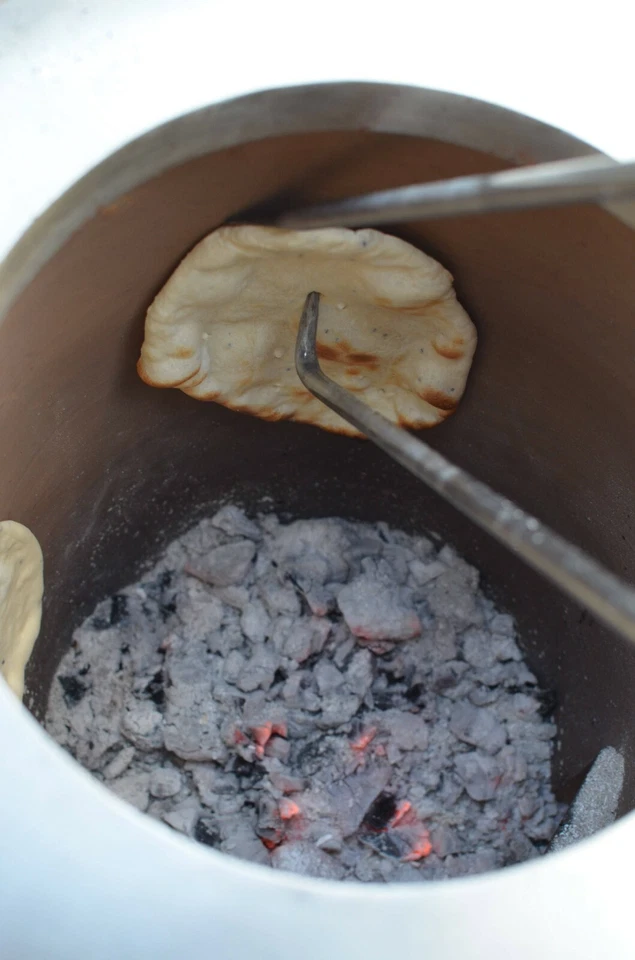 100cm Tandoor Naan Hook and Scraper - Naan Rods - Naan Skewers - Naan Sticks - Image 3 of 4