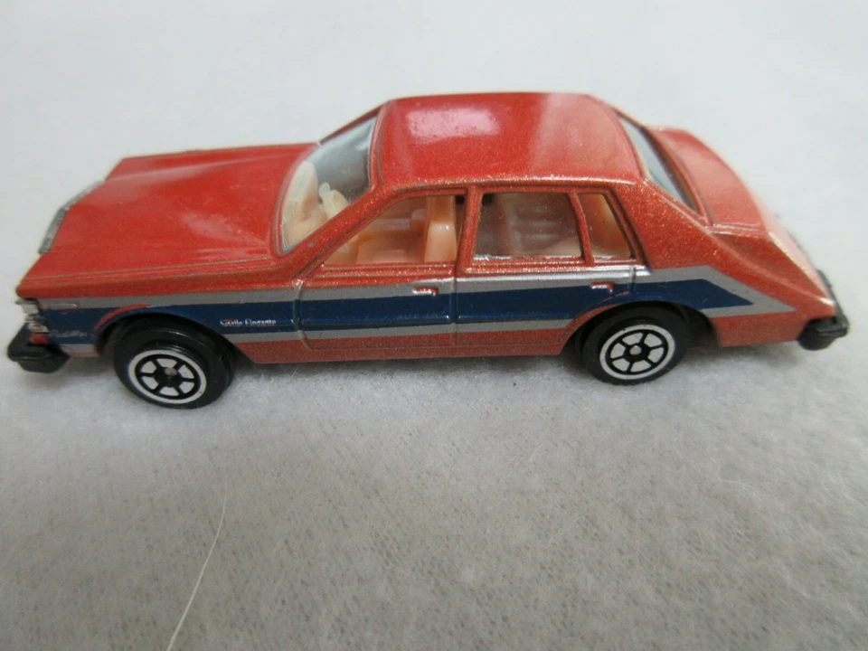 Yat Ming - Cadillac Séville - N° 1026 - Photo 2/4