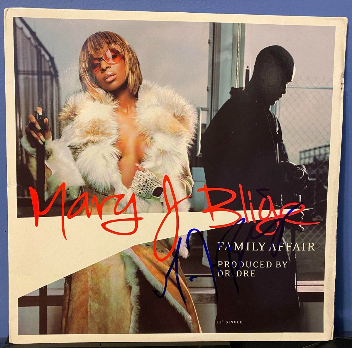 Mary J Blige signed Family Affair 12
