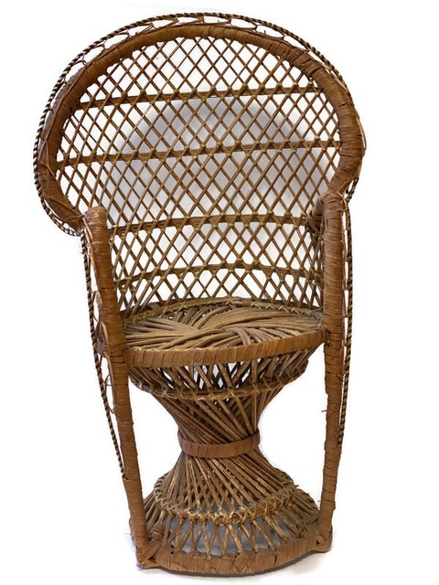 mini wicker chair