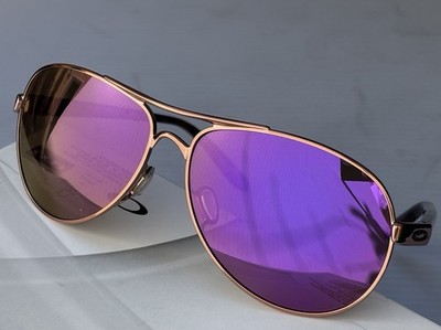 Oakley Feedback Rose Gold POLARIZED Galaxy Violet Aviator  display picture 3