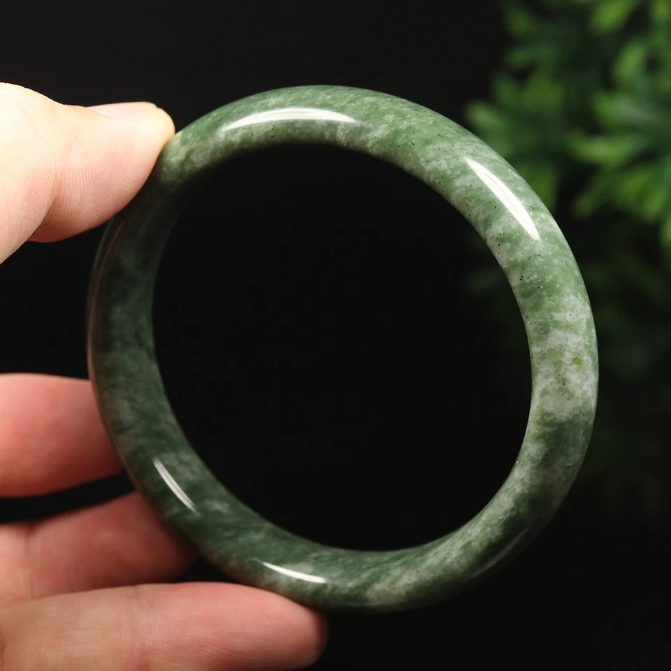 61mm Grade A 100% Natural Green Jade Bangle Bracelet Chinese Guizhou Jade V0888 - Image 4 of 4