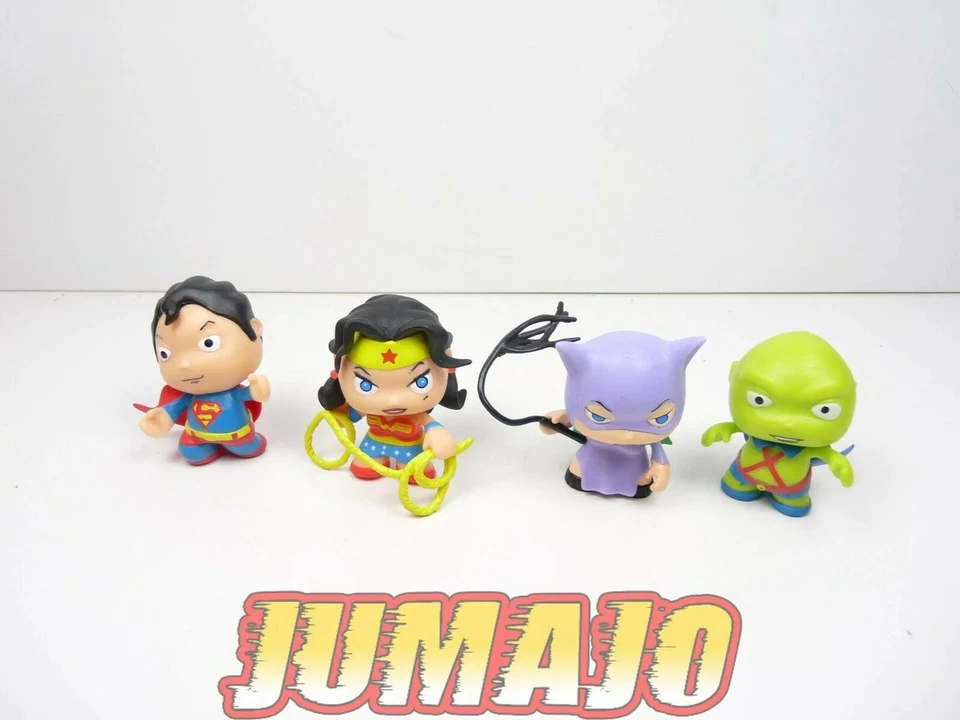 FIG47 lot 4 figurines PVC BABY super heroes : Catwoman Superman wonder woman 5cm - Photo 1/1