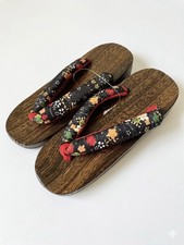 Japanese Wooden Geta Sandals with Black Floral Straps        24cm brand new  