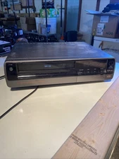 Vintage General Electric 9-7500 Video Cassette Recorder VHS Player - No Remote