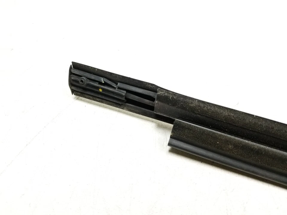 11-14 Chrysler 200 Sedan Window Belt Seal Chrome Front Driver Side Left OEM - Image 2 of 4