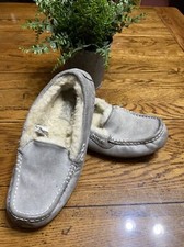 UGG 'Ansley' Gray Suede Shearling Lined Moccasin Slippers Women's Sz. 9