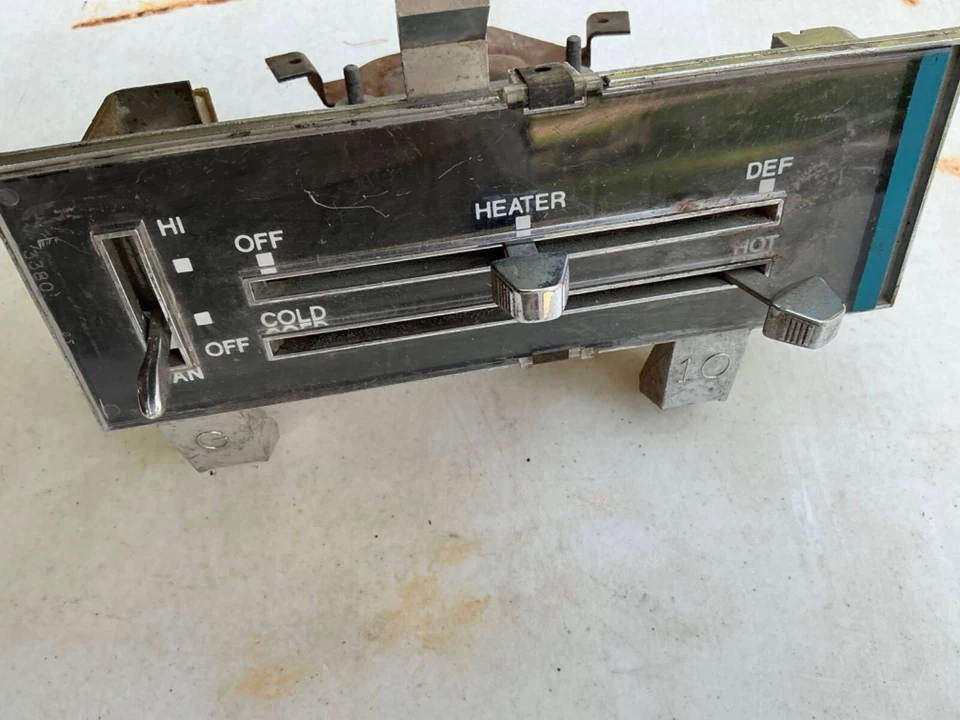 Controle de aquecedor fabricante de equipamento original GM 1971-1977 Chevy GMC Van G10 G20 G30 sem caminhão AC 396294 - Imagem 4 de 4