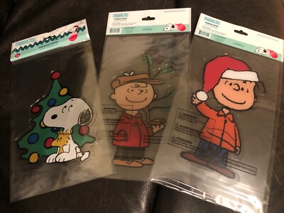 3 Peanuts Christmas Gel Window Clings Snoopy Linus Charlie Brown Reusable 6-8 