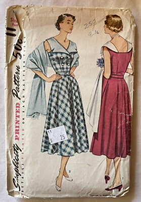 simplicity retro dress patterns S8013 | Simplicity Sewing Pattern Misses' Vintage 1970s Dresses