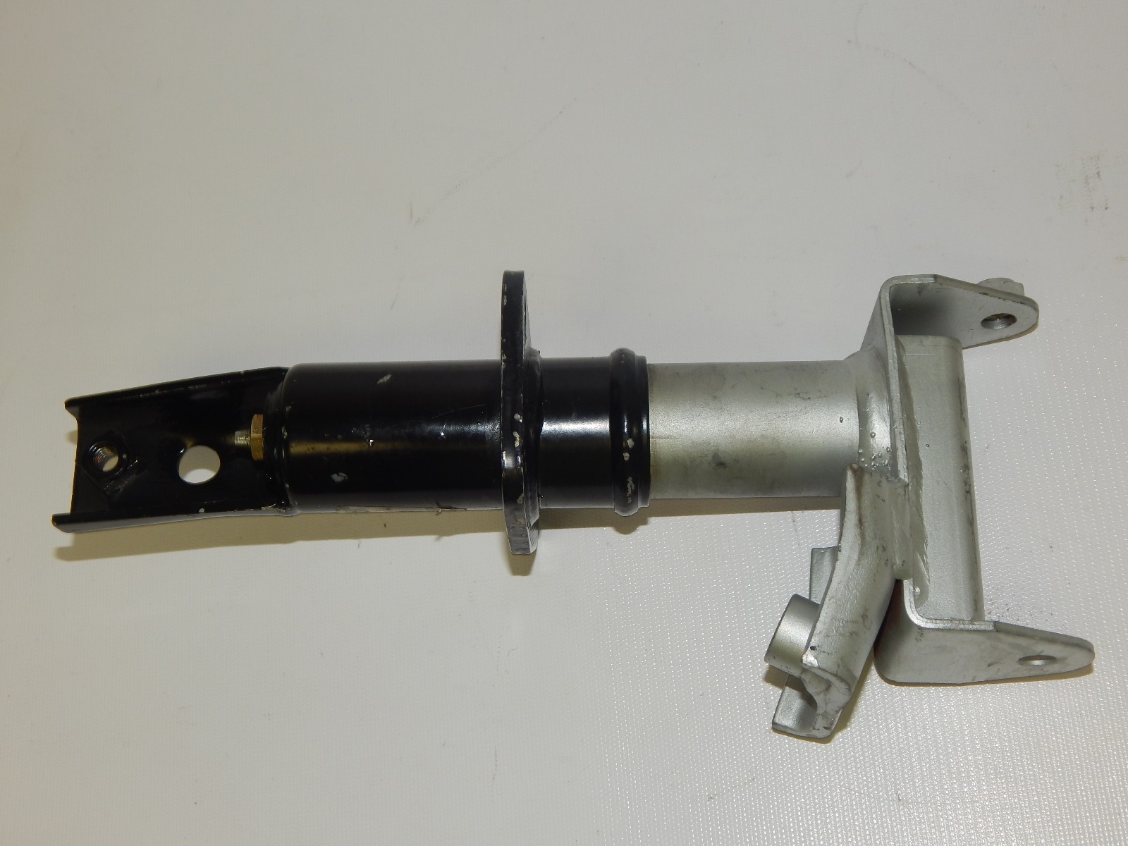 OEM 1993-1998 Audi 90 Cabriolet Front Right Bumper Shock Energy  