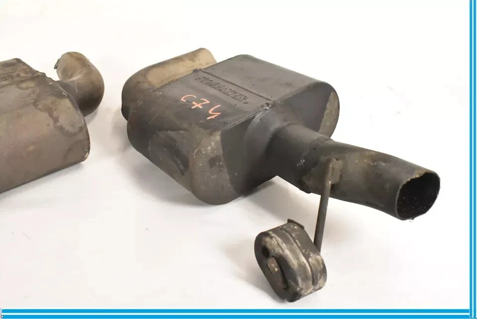 Juego de 2 silenciadores de escape laterales derecho e izquierdo Mercedes W207 E550 2010 OEM Foto 3 de 4