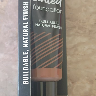 L.A. Girl Tinted Foundation Buildable Coverage Natural Finish