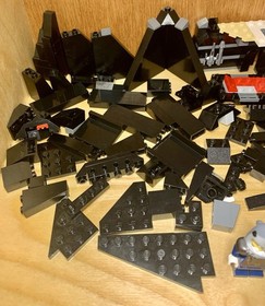 Lego Ninjago Movie 70631 Volcano Lair (Incomplete) W/Shark Army Minifigures 