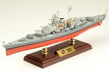 861005A Forces of Valor Bismarck-class Battleship 1/700 Model Tirpitz