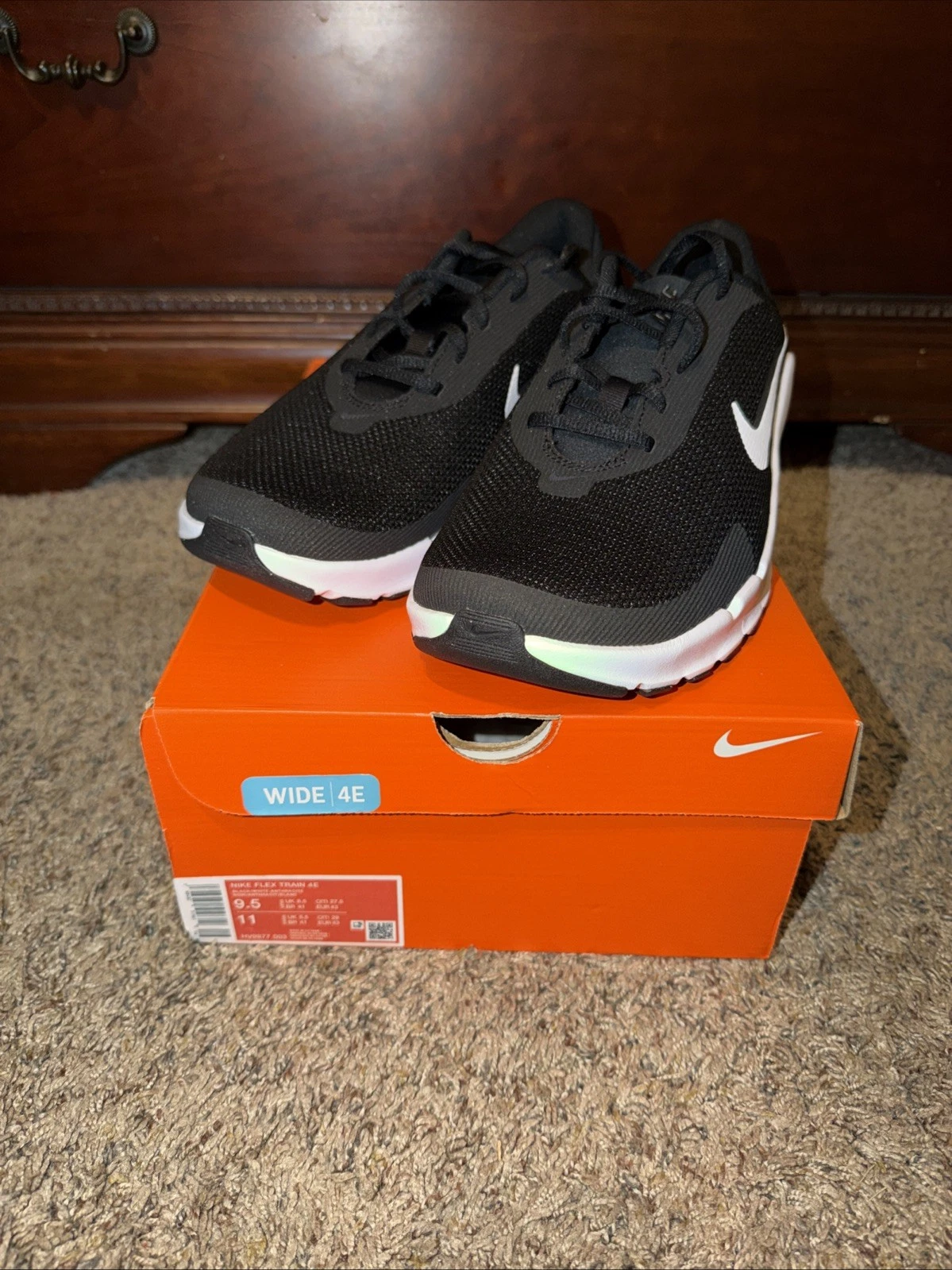Nike Flex Train Mens 9.5 Black White Shoes 4E Width, Gym Athletic Low HV9972-003
Opens in a new wind