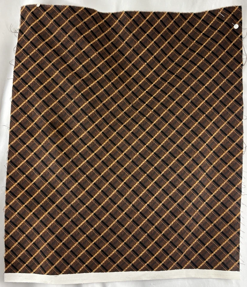 Lot 3 Brown FQs Quilt Shop Cotton Fabric 2 Tree Bark Prints and 1 Diagonal Plaid - Image 3 of 4