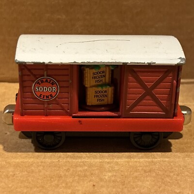 BRENDAM SHIPPING 3 Look BOX CAR Take N Play Along Thomas & Friends Railway Tank