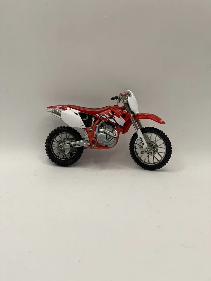 Maisto1:18 Yamaha 2018 Mt-07 Replica Alloy Used Without Stand - Image 2 of 4