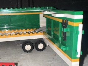 LEGO City 60025 (custom)