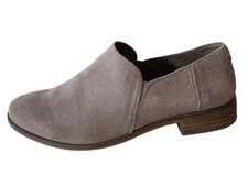TOMS Solid Gray Suede Shaye Slip-On Almond Toe Women's Low-Top Loafers Size 8