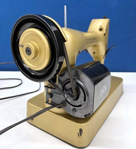 Máquina de Coser Singer Color Dorado Serie 98K Nº EV489055 - Imagen 6 de 11