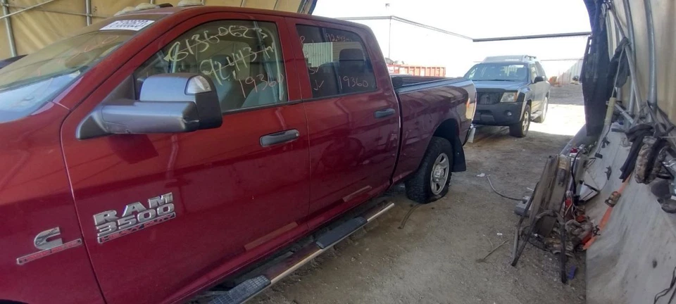 07 - 23 DODGE RAM 3500 Alternator E650807 - Image 2 of 4