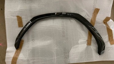 Genuine LAMBORGHINI URUS Performante LEFT FRONT   Wheel Arch Trim Carbon Fibre 