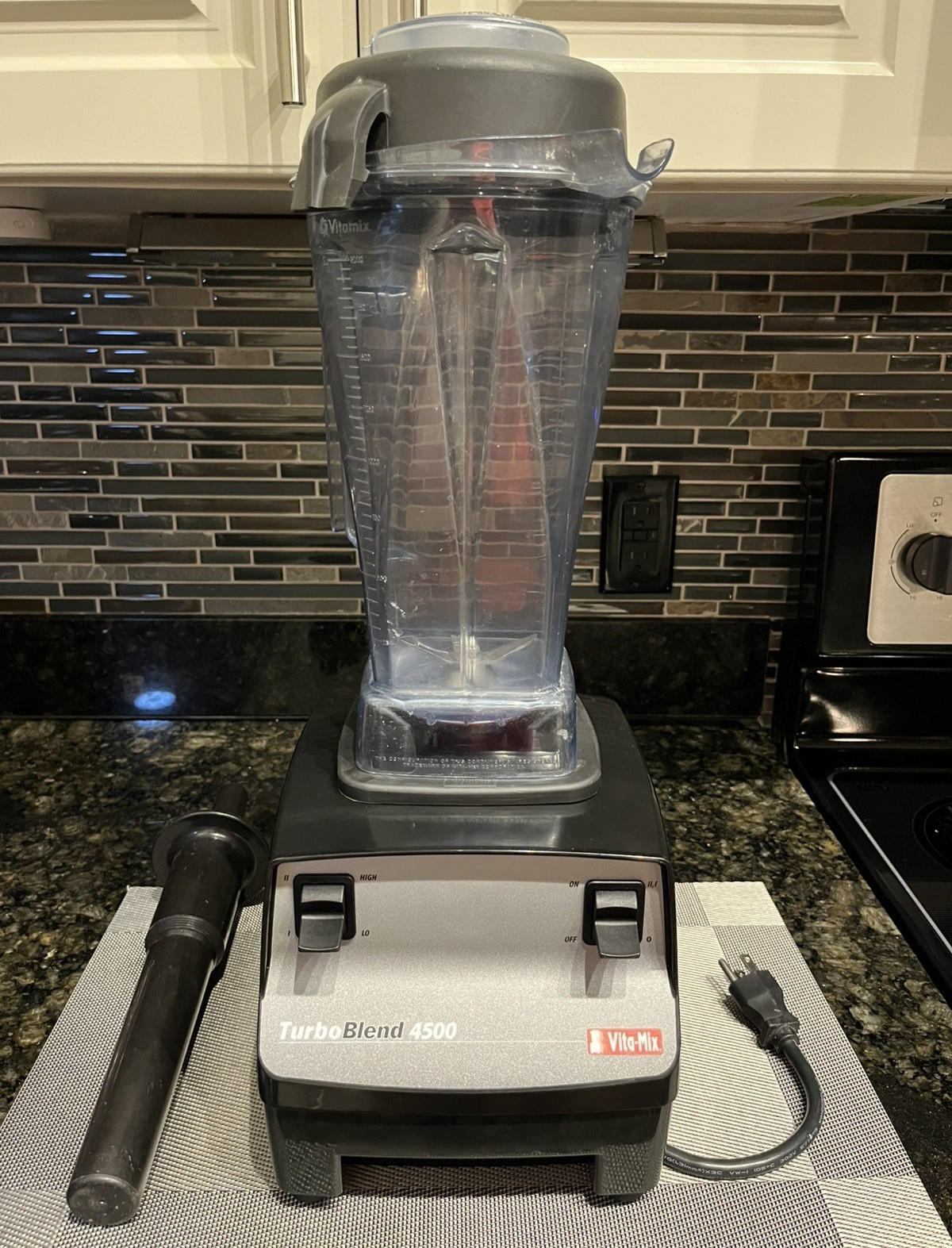 Vitamix Turbo Blend 4500 Food Processor, Mixer, Plunger, 64o