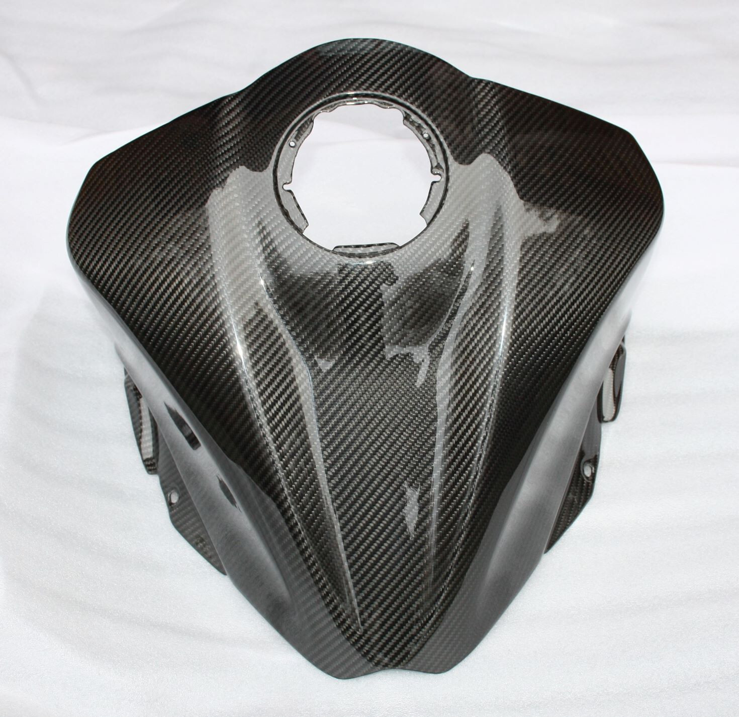 Écope de réservoir Suzuki GSXR 1300 Hayabusa 2021-2024 100% carbone