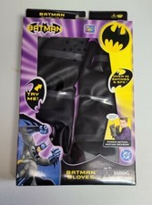 Batman Kids Think Way Gloves - 10 Sayings and SFX- 63122