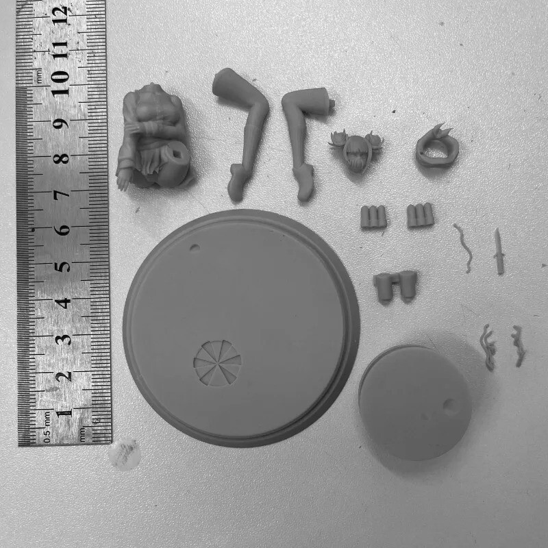 1/24 Resin Figure Model Kit Beauty Girl Unassembled Unpainted Toys NEW