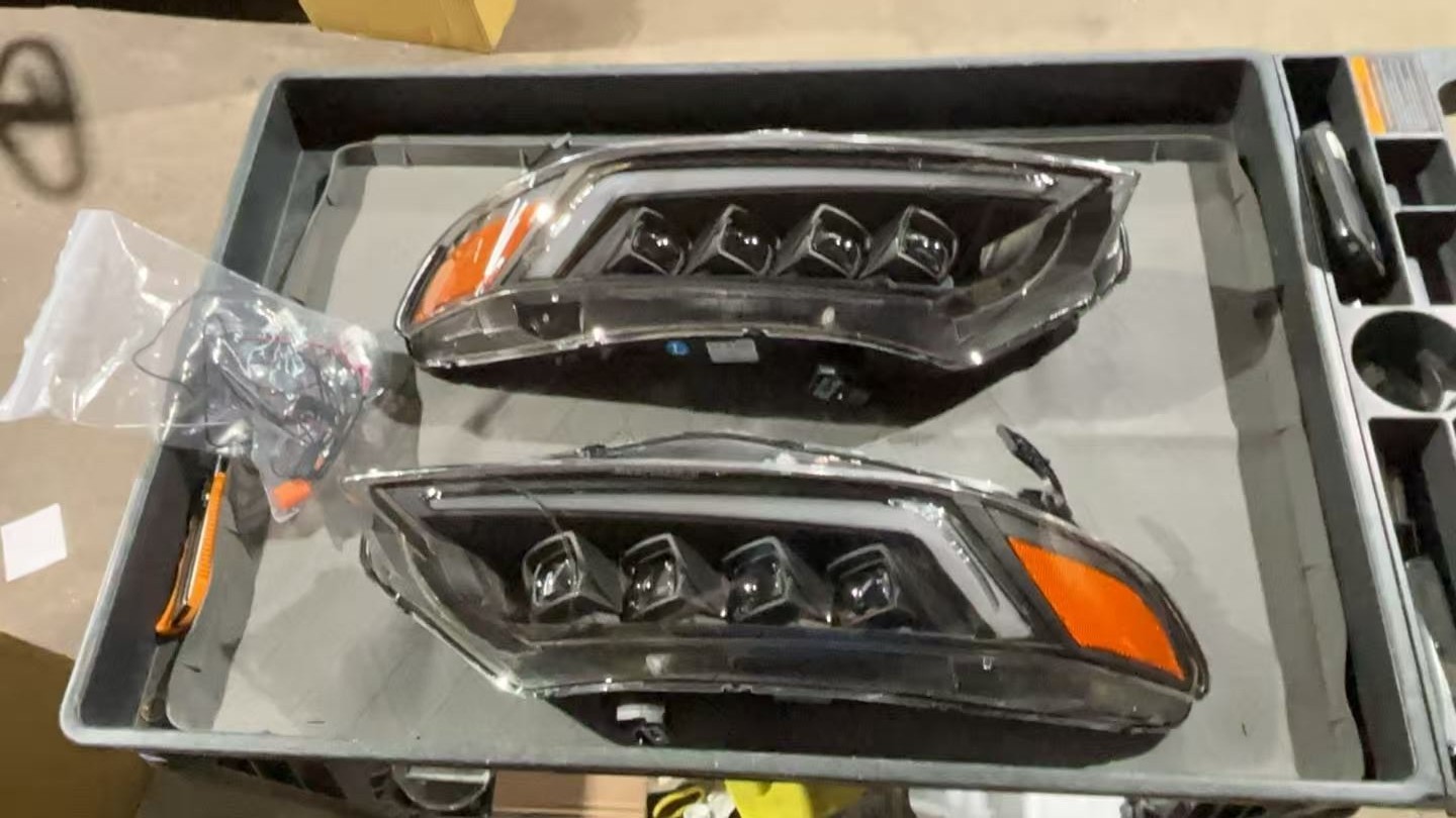 LED Projector Headlight For 2006-2011 Honda Civic Sequential Turn Animation Pair